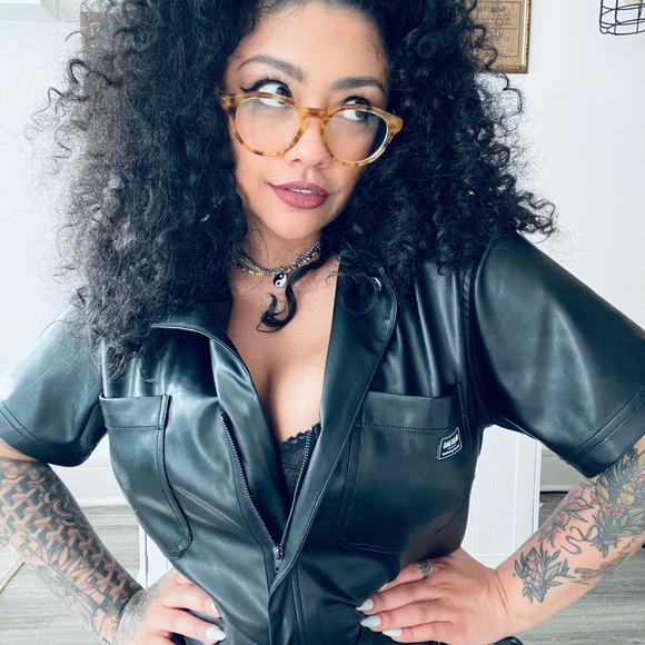 ✨ Hi! I’m Lynsey ✨ - Picture 5 of 15